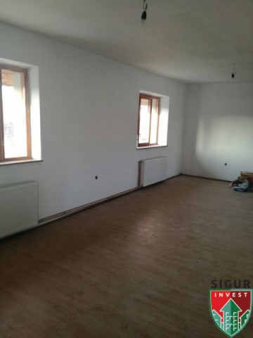 apartament-de-vanzare-cu-4-camere-nou-decomandat-in-cisnadie-9